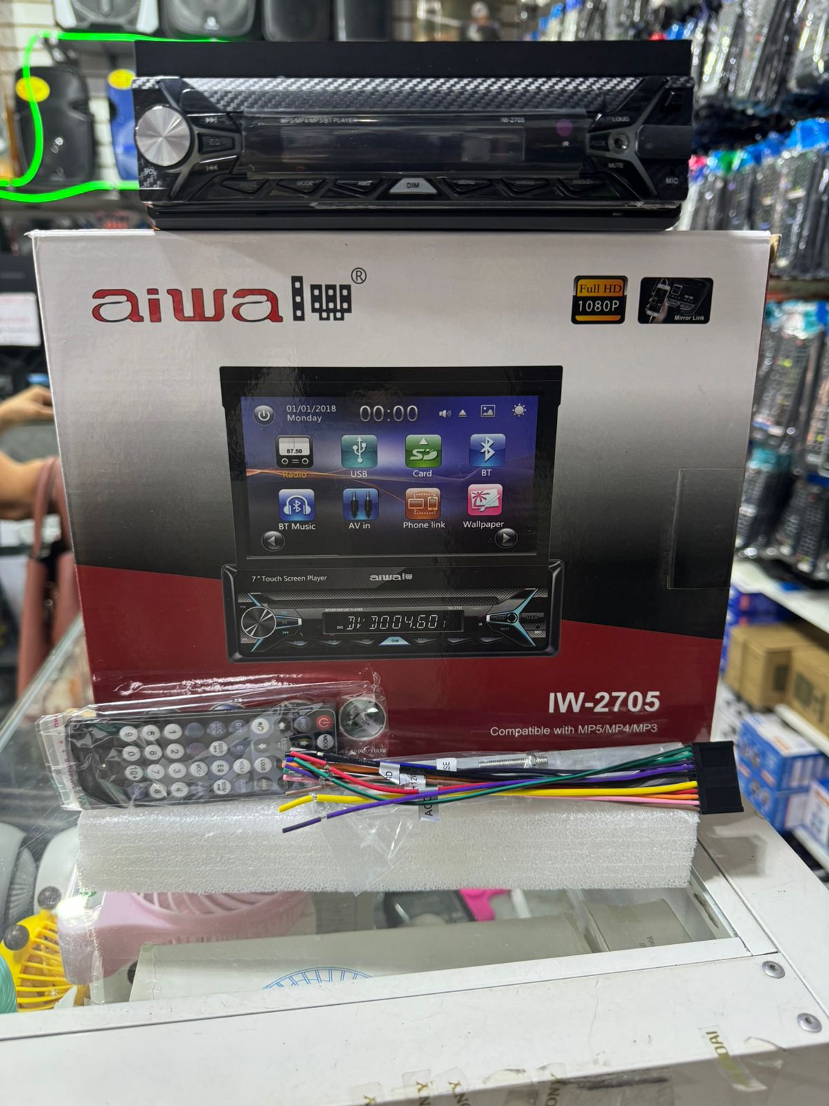 RADIO PANTALLA AIWA IW-2705 RETRACTIL MP5